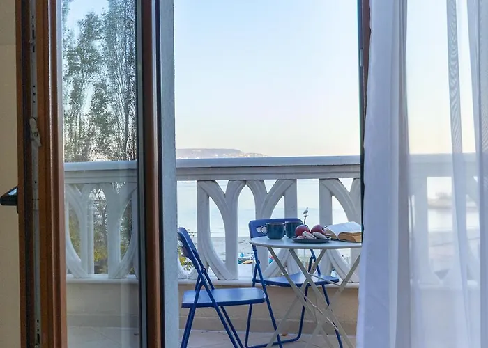 Violasuite In South Bay By Rv *