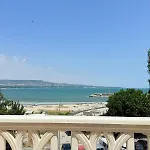 Apartment Violasuite In South Bay By Rv