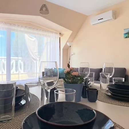 Violasuite In South Bay By Rv Varna