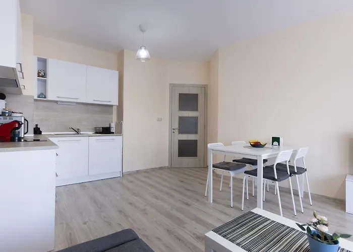 Violasuite In South Bay By Rv * Varna